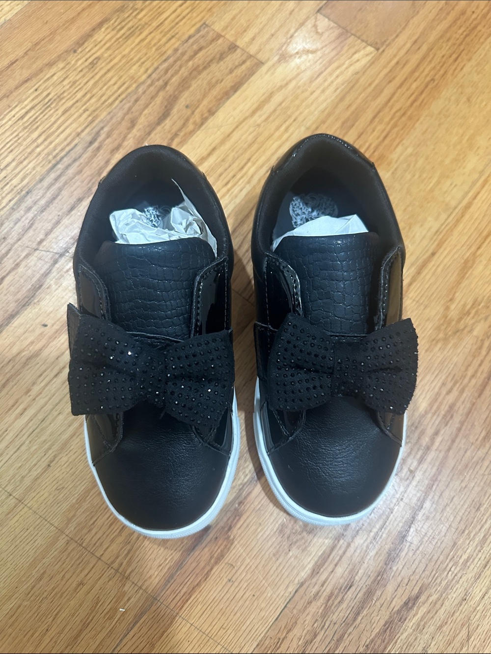 Vince Camuto Black Girls Slip-On Bow Sneakers